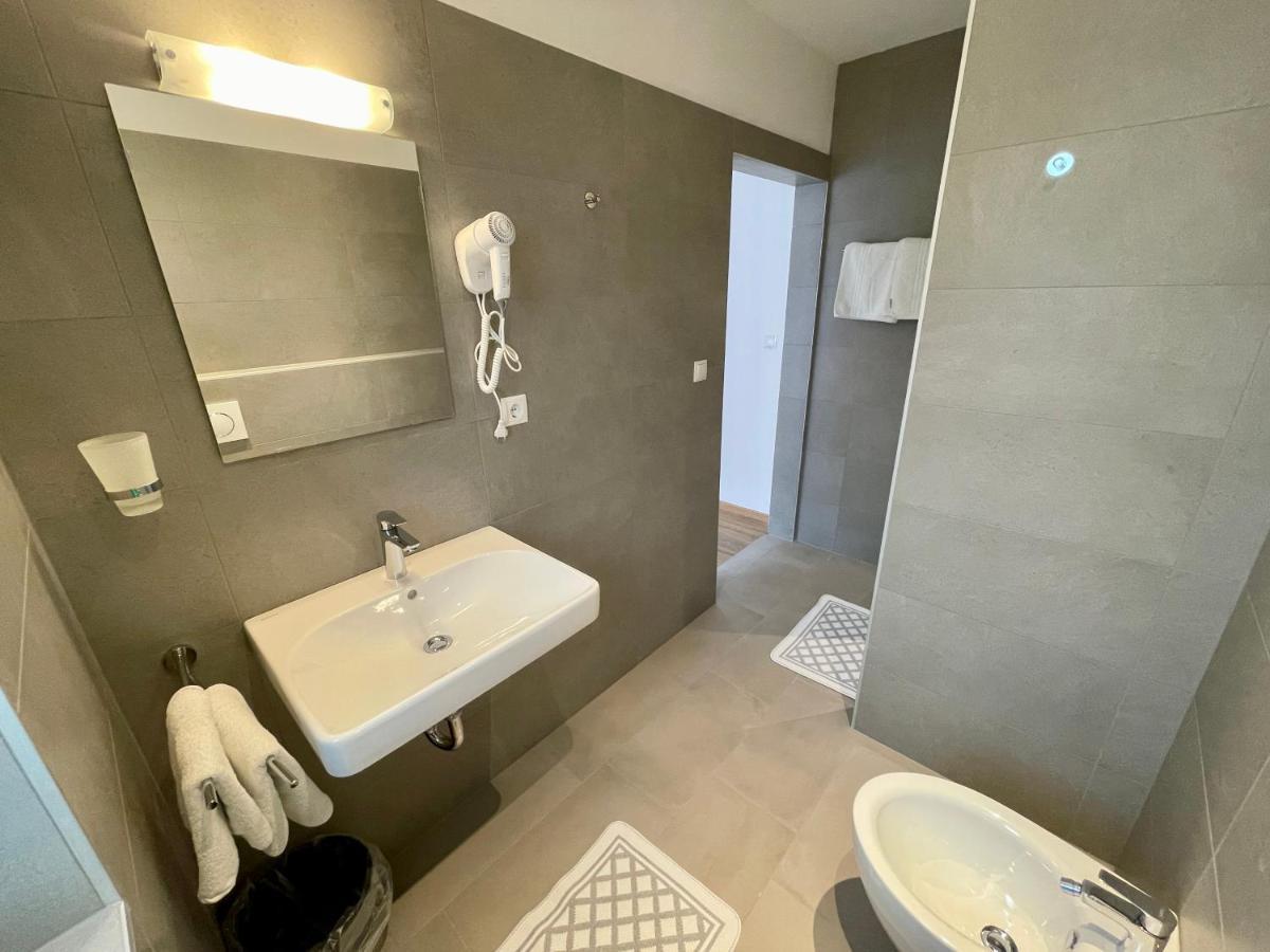 Transit Rooms - Your Stopover Vipiteno Luaran gambar