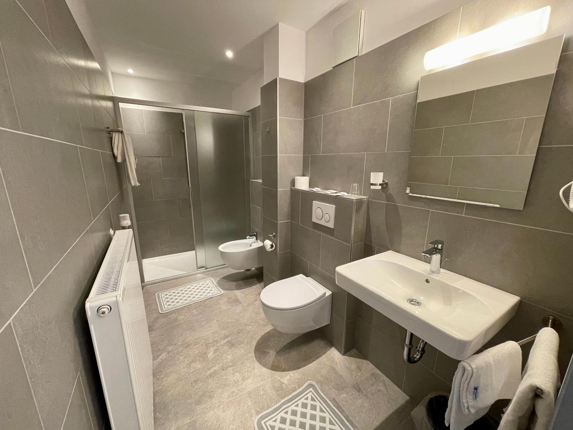 Transit Rooms - Your Stopover Vipiteno Luaran gambar